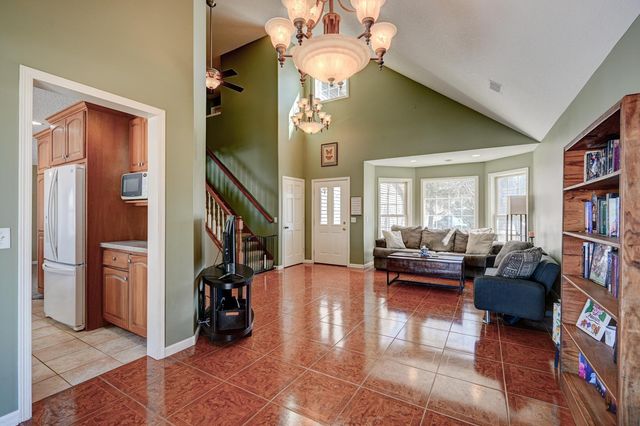 27180 Lakewood Drive NW, Isanti, MN 55040