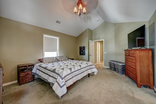 27180 Lakewood Drive NW, Isanti, MN 55040