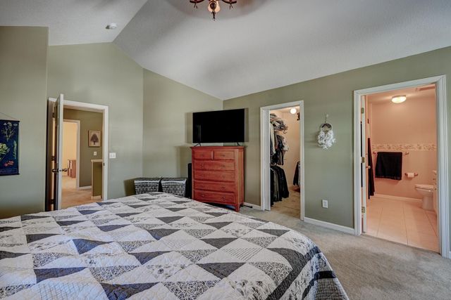 27180 Lakewood Drive NW, Isanti, MN 55040