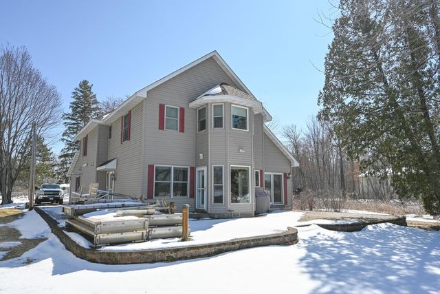 27180 Lakewood Drive NW, Isanti, MN 55040