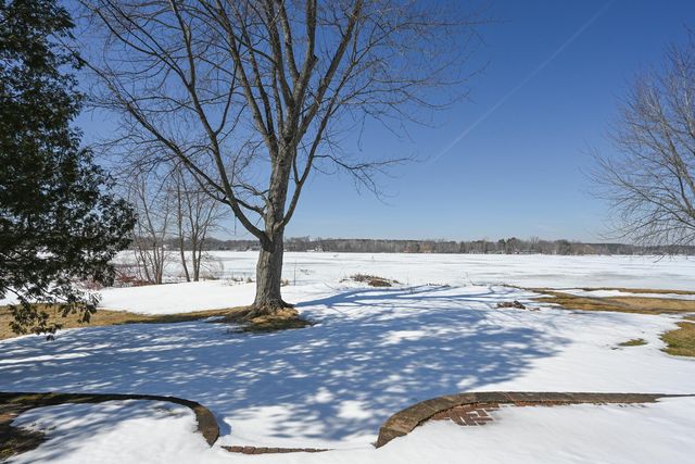 27180 Lakewood Drive NW, Isanti, MN 55040