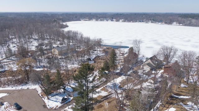 27180 Lakewood Drive NW, Isanti, MN 55040