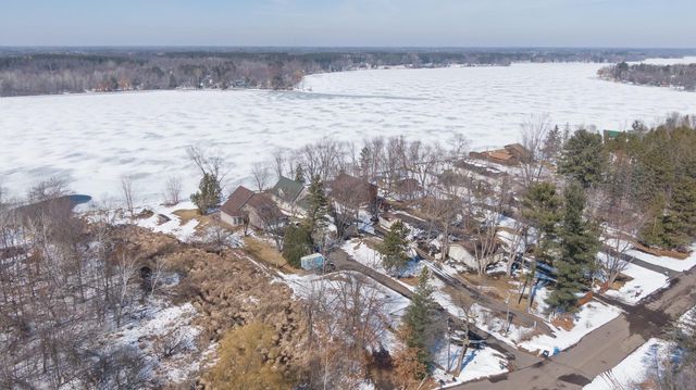 27180 Lakewood Drive NW, Isanti, MN 55040