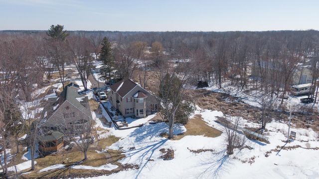 27180 Lakewood Drive NW, Isanti, MN 55040