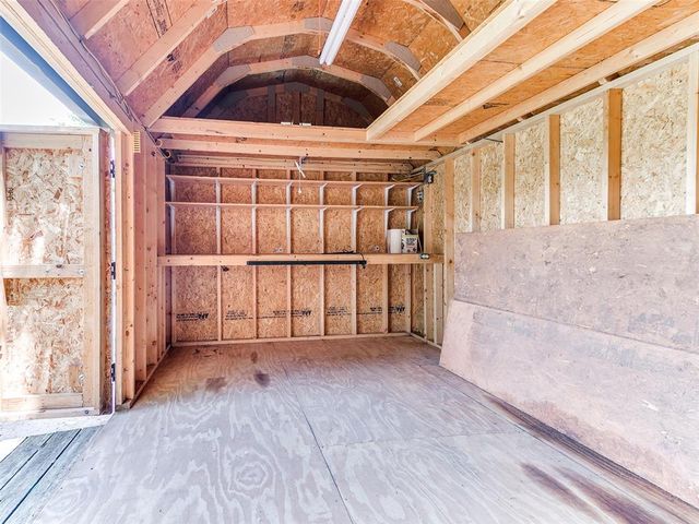 1813 Greenway Court, Yukon, OK 73099