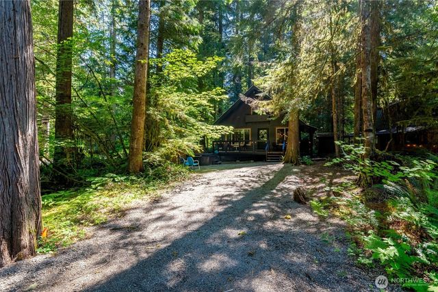 7125 Cougar Gap, Deming, WA 98244