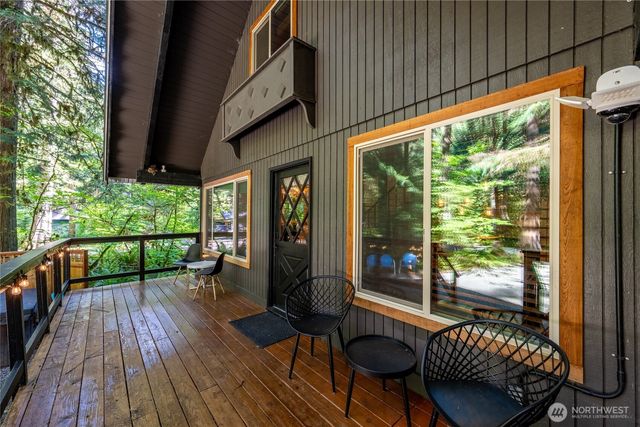 7125 Cougar Gap, Deming, WA 98244