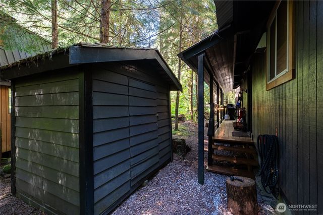 7125 Cougar Gap, Deming, WA 98244