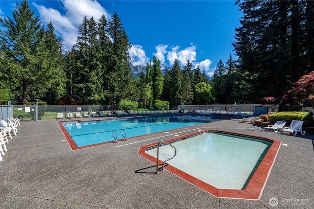 7125 Cougar Gap, Deming, WA 98244