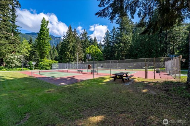 7125 Cougar Gap, Deming, WA 98244