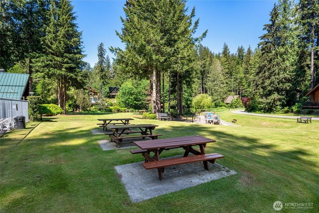 7125 Cougar Gap, Deming, WA 98244