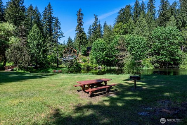 7125 Cougar Gap, Deming, WA 98244