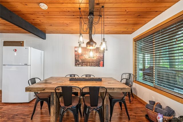 7125 Cougar Gap, Deming, WA 98244