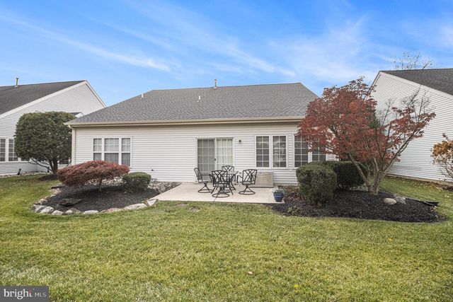 204 NEIGHBORS RD, Warrington, PA 18976