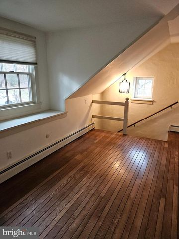 468 LIONVILLE STATION RD, Chester Springs, PA 19425