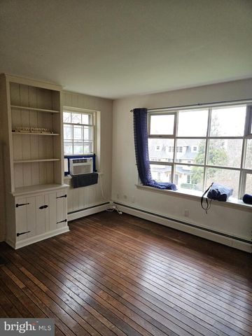 468 LIONVILLE STATION RD, Chester Springs, PA 19425