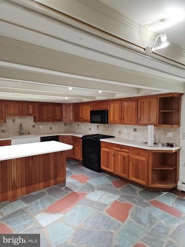 468 LIONVILLE STATION RD, Chester Springs, PA 19425