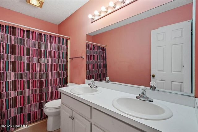 206 Creekside Drive, Goldsboro, NC 27534