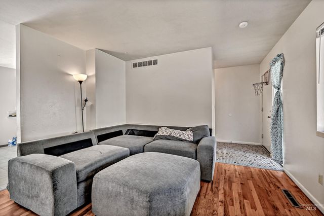 7217 W Brookover Drive, Boise, ID 83709