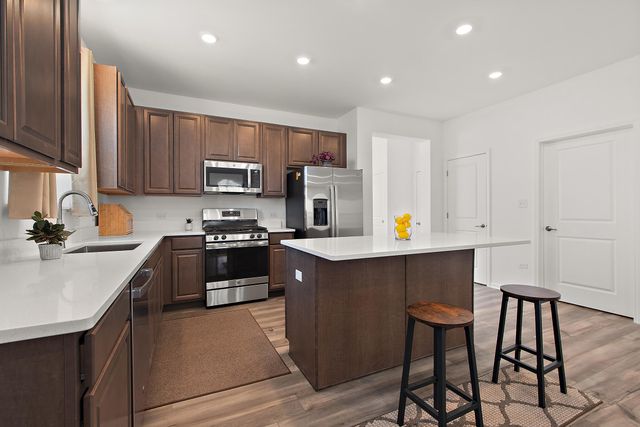 6042 E 116th Avenue, Crown Point, IN 46307