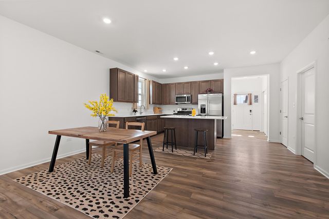 6042 E 116th Avenue, Crown Point, IN 46307