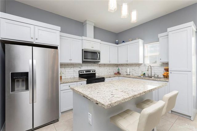 208 San Benito Street, San Juan, TX 78589