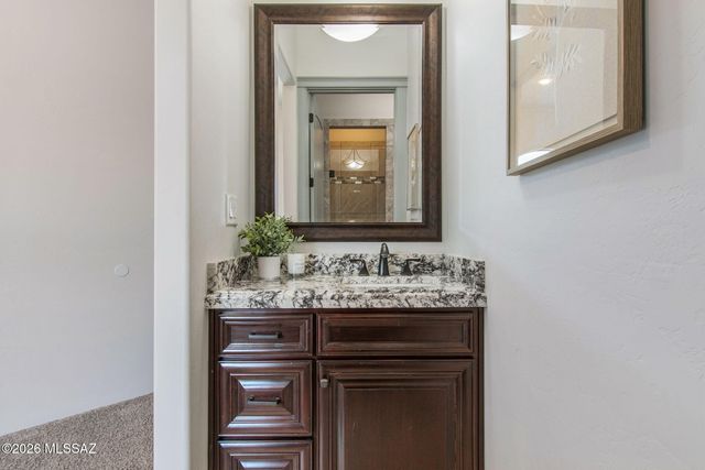702 W Cresta Loma Drive, Tucson, AZ 85704