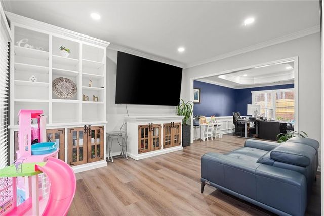 1012 Blankets Creek Drive, Canton, GA 30114