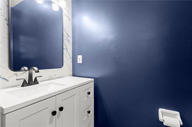 1012 Blankets Creek Drive, Canton, GA 30114