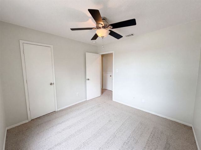 2026 Cardinal Lane, Lewisville, TX 75077