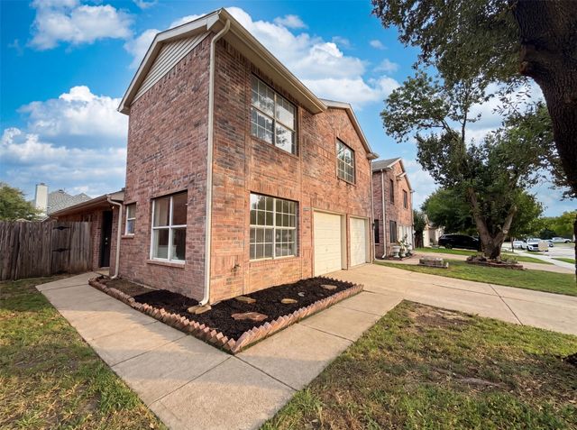 2026 Cardinal Lane, Lewisville, TX 75077