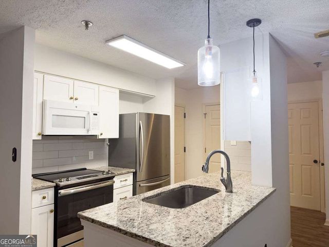 300 Johnson Ferry Road NE A305, Atlanta, GA 30328