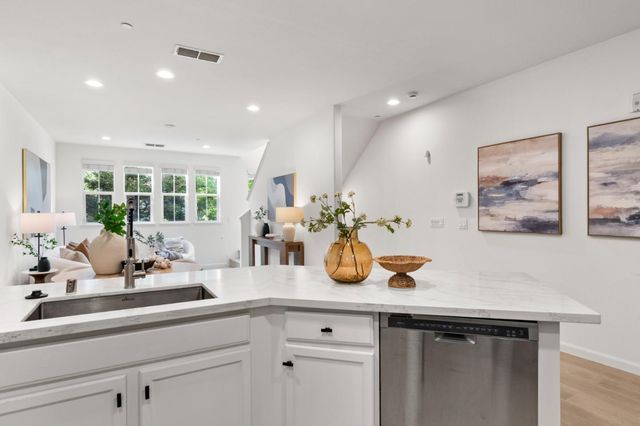 1680 Shore Place 5, Santa Clara, CA 95054