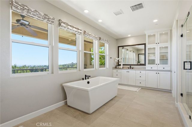 17 Ponte, Lake Forest, CA 92630
