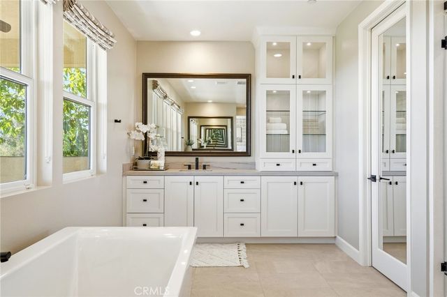 17 Ponte, Lake Forest, CA 92630