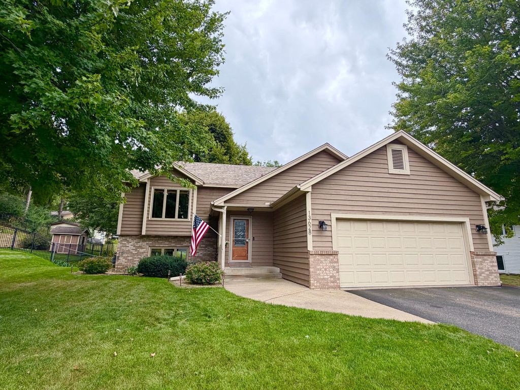 13628 Bryant Place S, Burnsville, MN 55337 — exterior