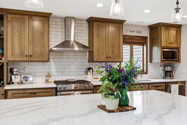 718 Arbor Vitae Place, Verona, WI 53593