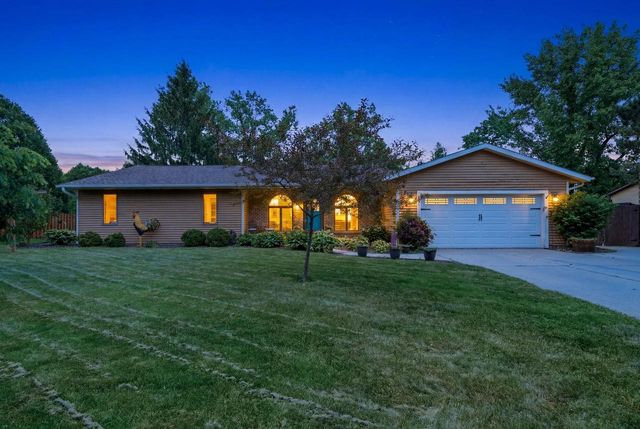 718 Arbor Vitae Place, Verona, WI 53593