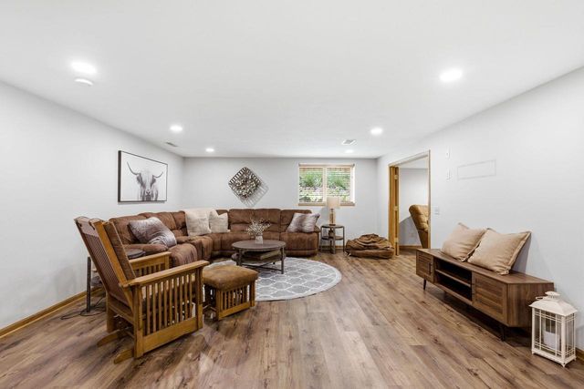 718 Arbor Vitae Place, Verona, WI 53593