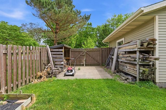 718 Arbor Vitae Place, Verona, WI 53593