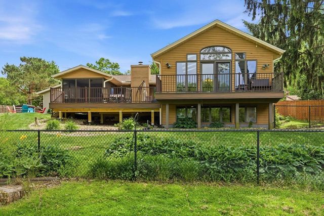 718 Arbor Vitae Place, Verona, WI 53593
