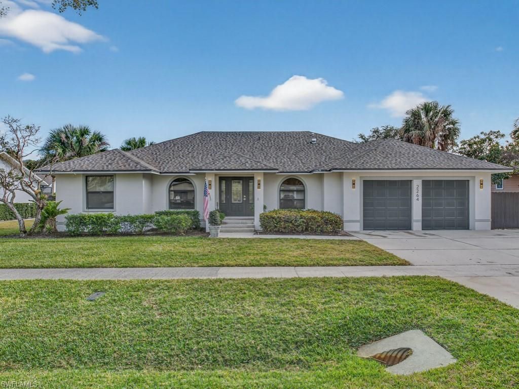 2264 Outrigger LN, NAPLES, FL 34104 — exterior