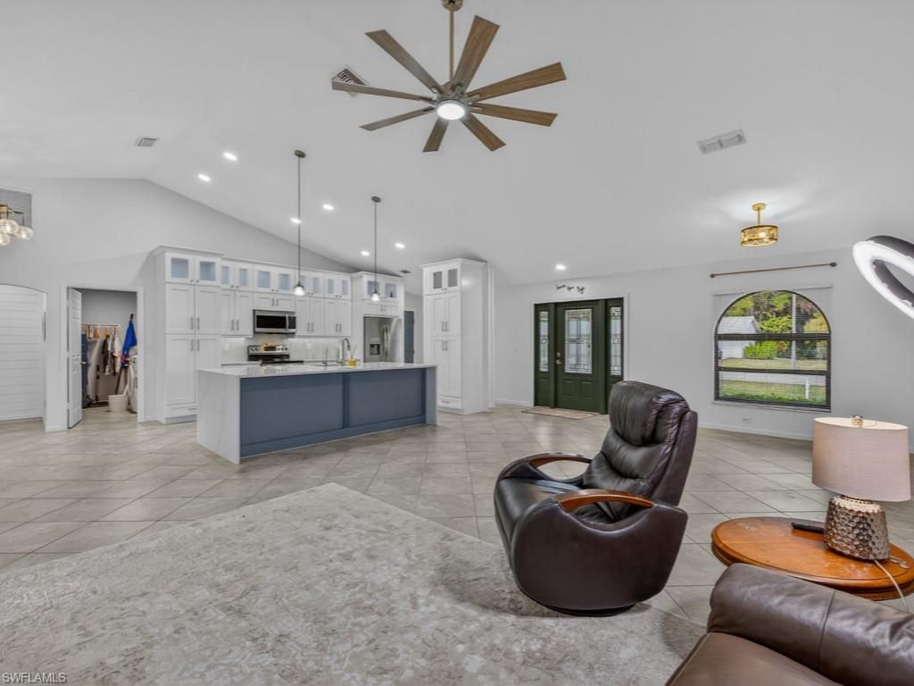 2264 Outrigger LN, NAPLES, FL 34104 — photo 4