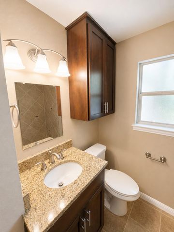 5410 Downs DR, Austin, TX 78721
