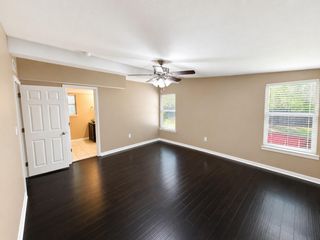 5410 Downs DR, Austin, TX 78721