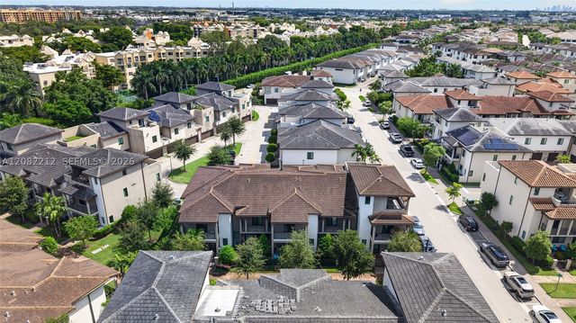 4915 NW 83rd Path 4915, Doral, FL 33166
