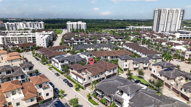 4915 NW 83rd Path 4915, Doral, FL 33166