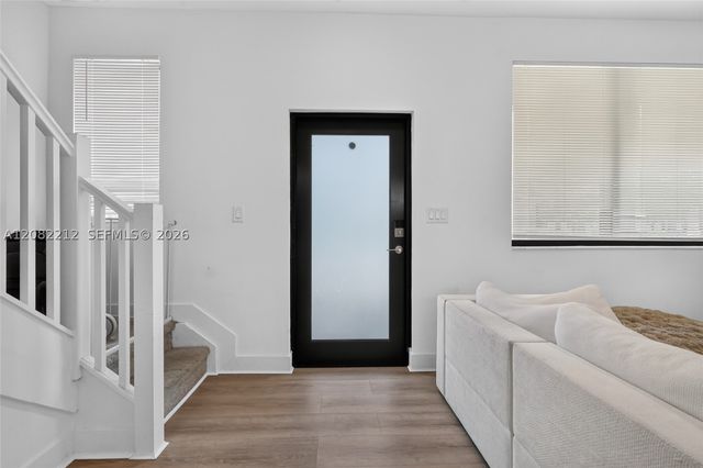 4915 NW 83rd Path 4915, Doral, FL 33166