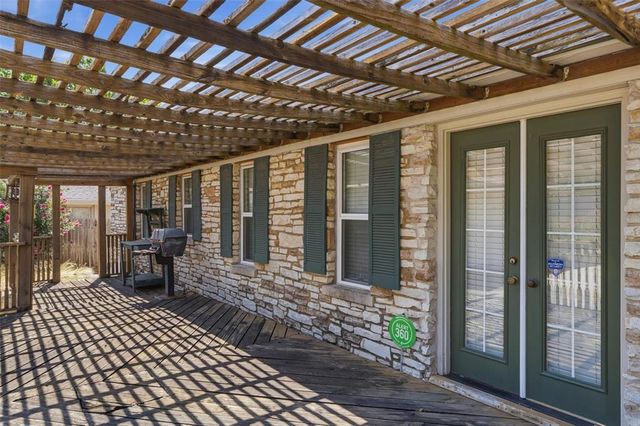 1205 Marlboro Lane, Nichols Hills, OK 73116