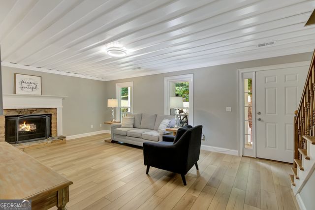 35 Hillbrook Chase, Newnan, GA 30263